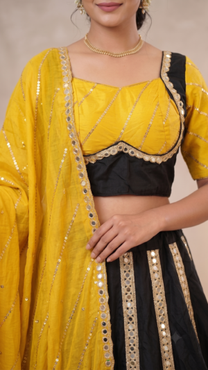 CHANYA CHOLI